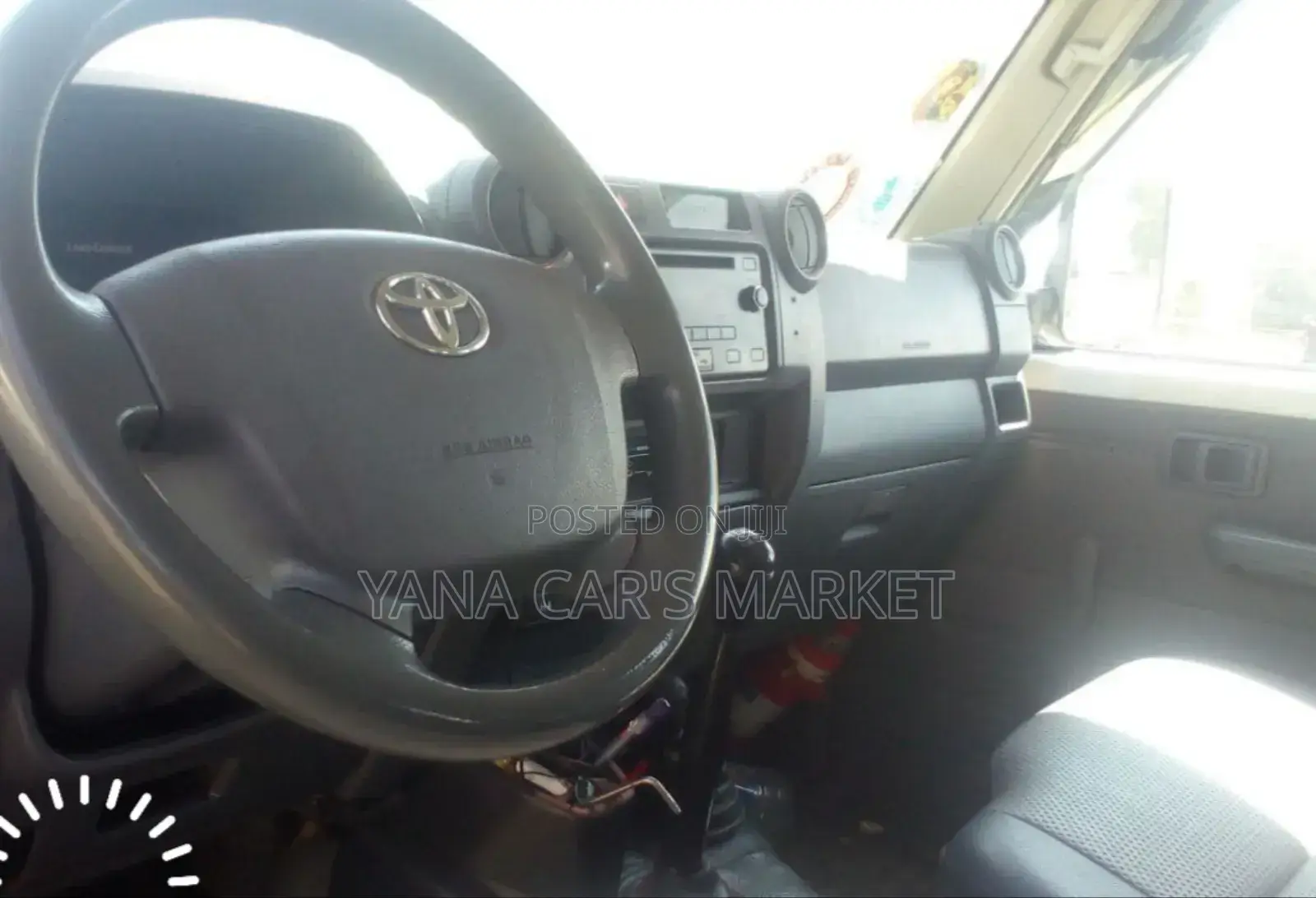 Toyota Land Cruiser 2018 White