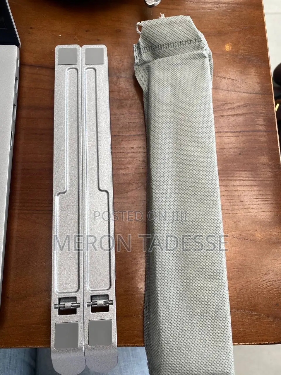 Steel Foldable Laptop Stand የብረት የላፕቶፕ ማስቀመጫ ተጣጣፊ