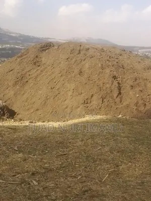 Photo - አሸዋ 16.7 M/K ጠጠር - 00,01,02 ድንጋይ 600,450