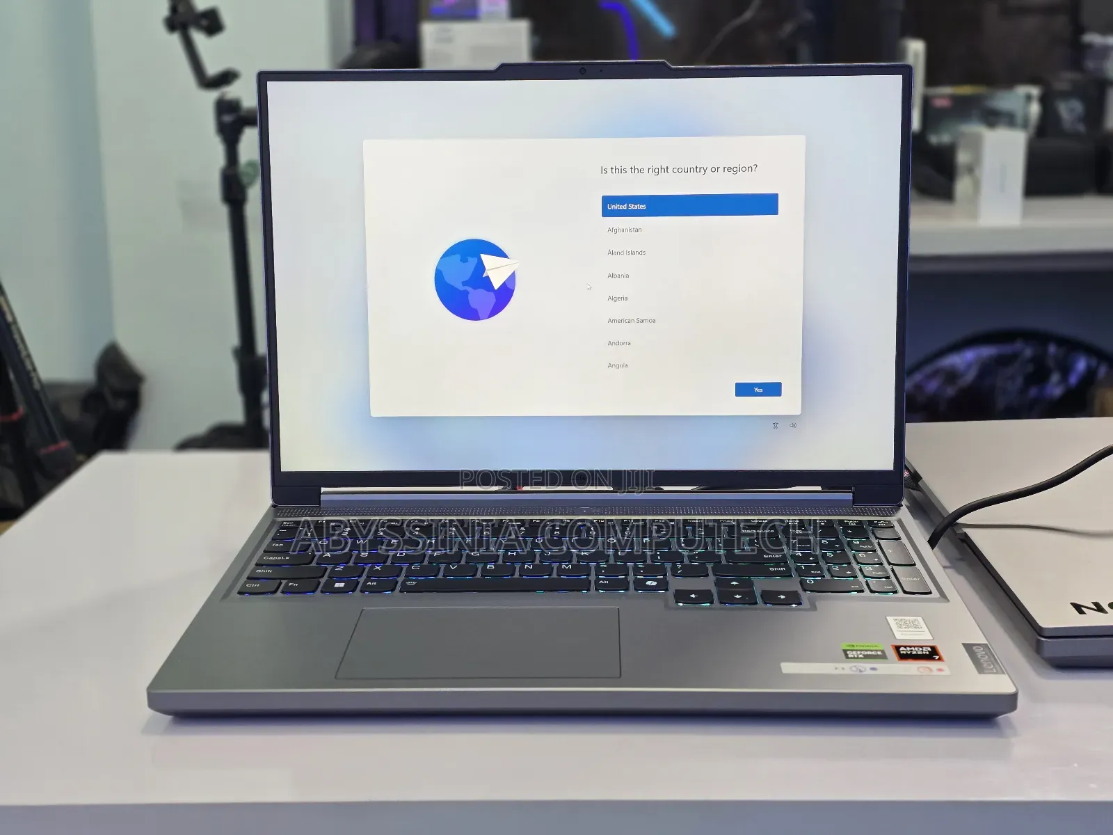 New Laptop Lenovo LOQ 15ARP9 16GB AMD Ryzen 7 SSD 500GB