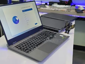 New Laptop Lenovo LOQ 15ARP9 16GB AMD Ryzen 7 SSD 500GB