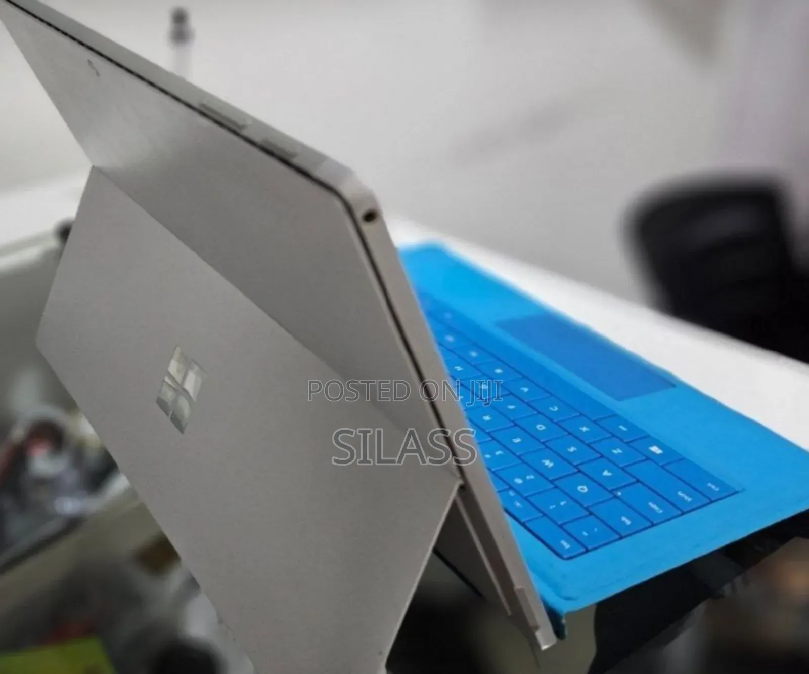 New Laptop Microsoft Surface Pro 7 8GB Intel Core I5 SSD 128GB