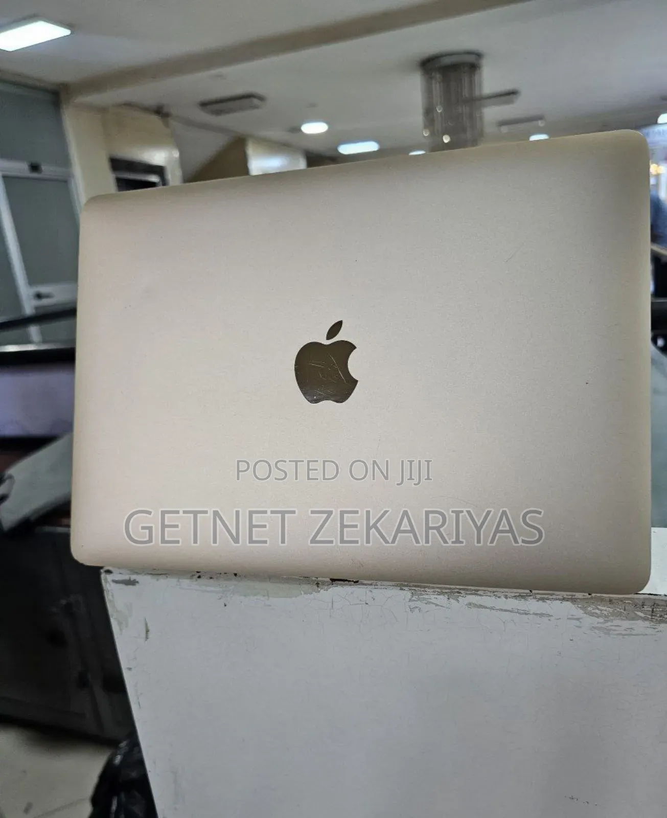 New Laptop Apple MacBook Pro 2015 8GB SSD 256GB