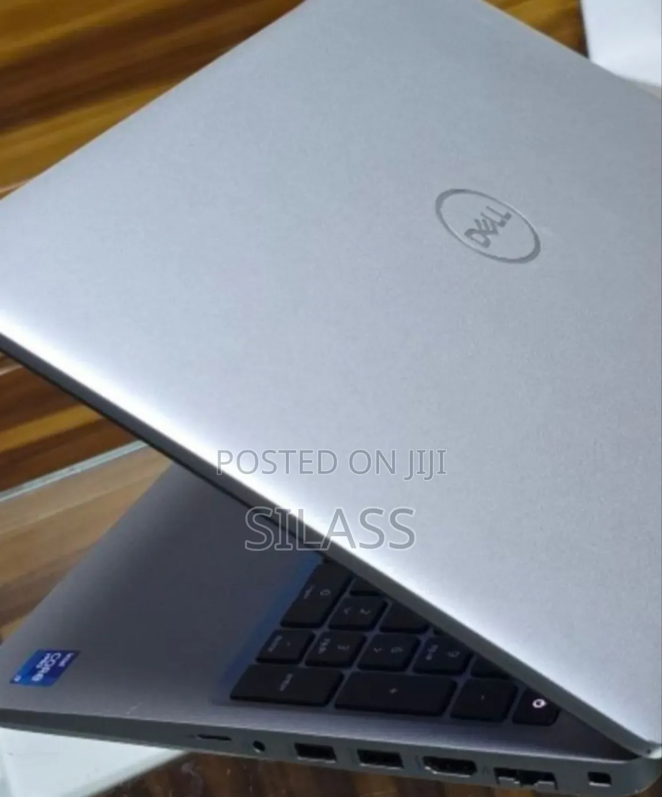 New Laptop Dell Precision 7560 16GB Intel Core I7 SSD 512GB