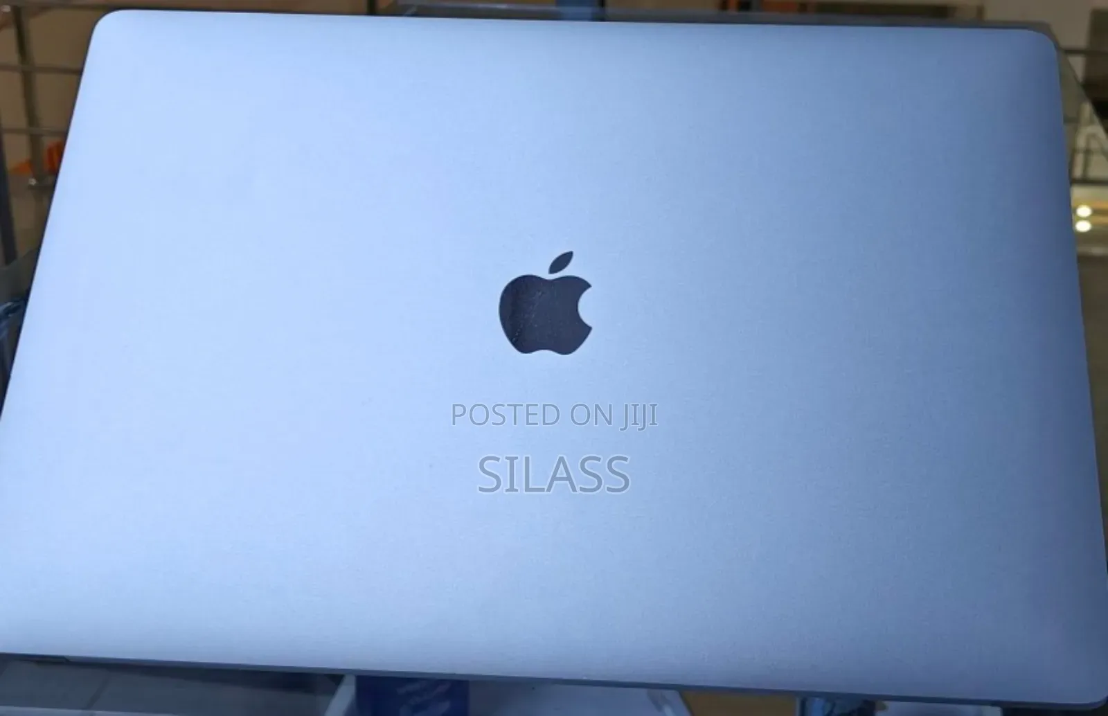 New Laptop Apple MacBook Pro 2019 16GB Intel Core I9 SSD 512GB