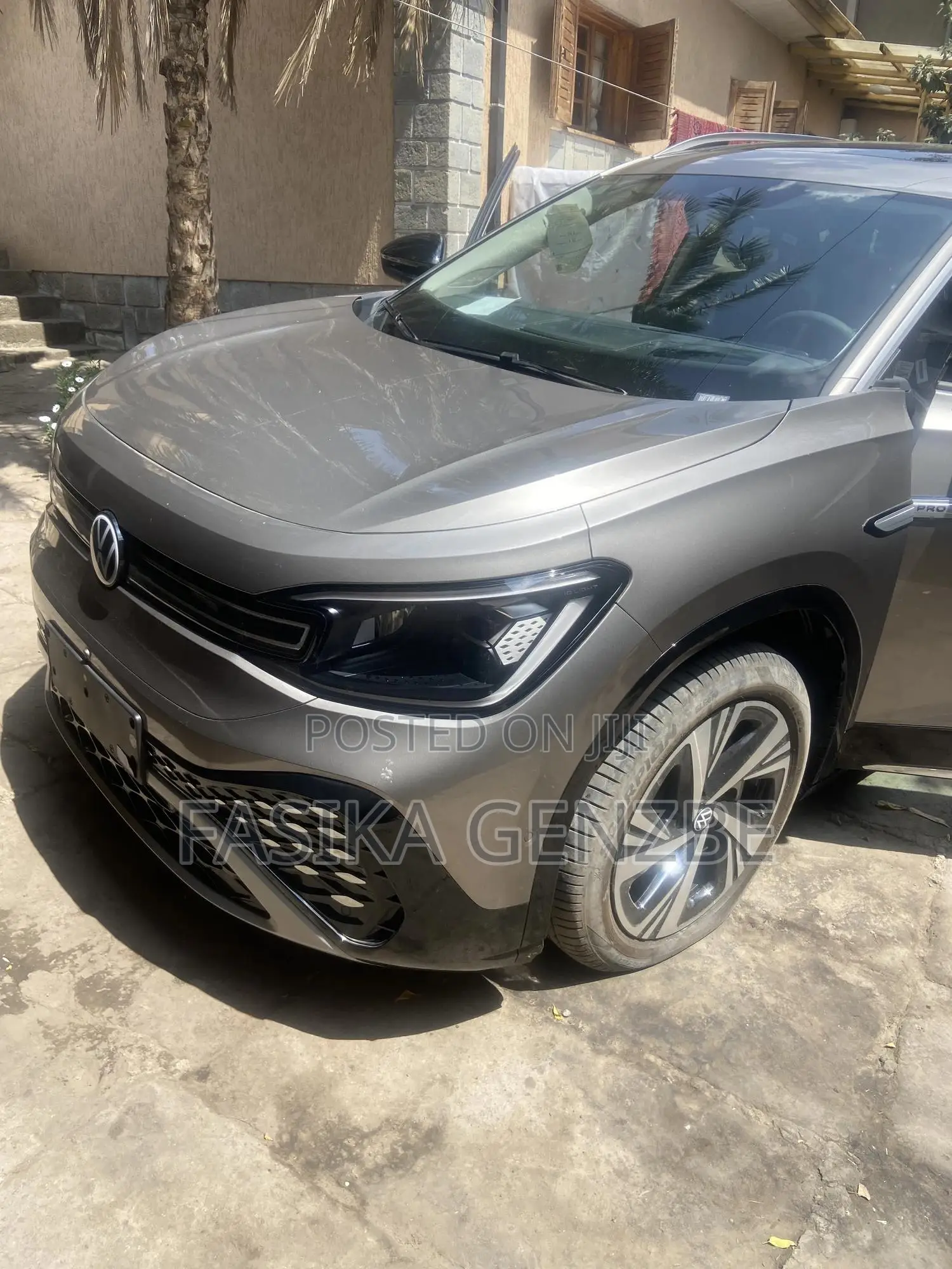 New Volkswagen ID.6 2024 Beige