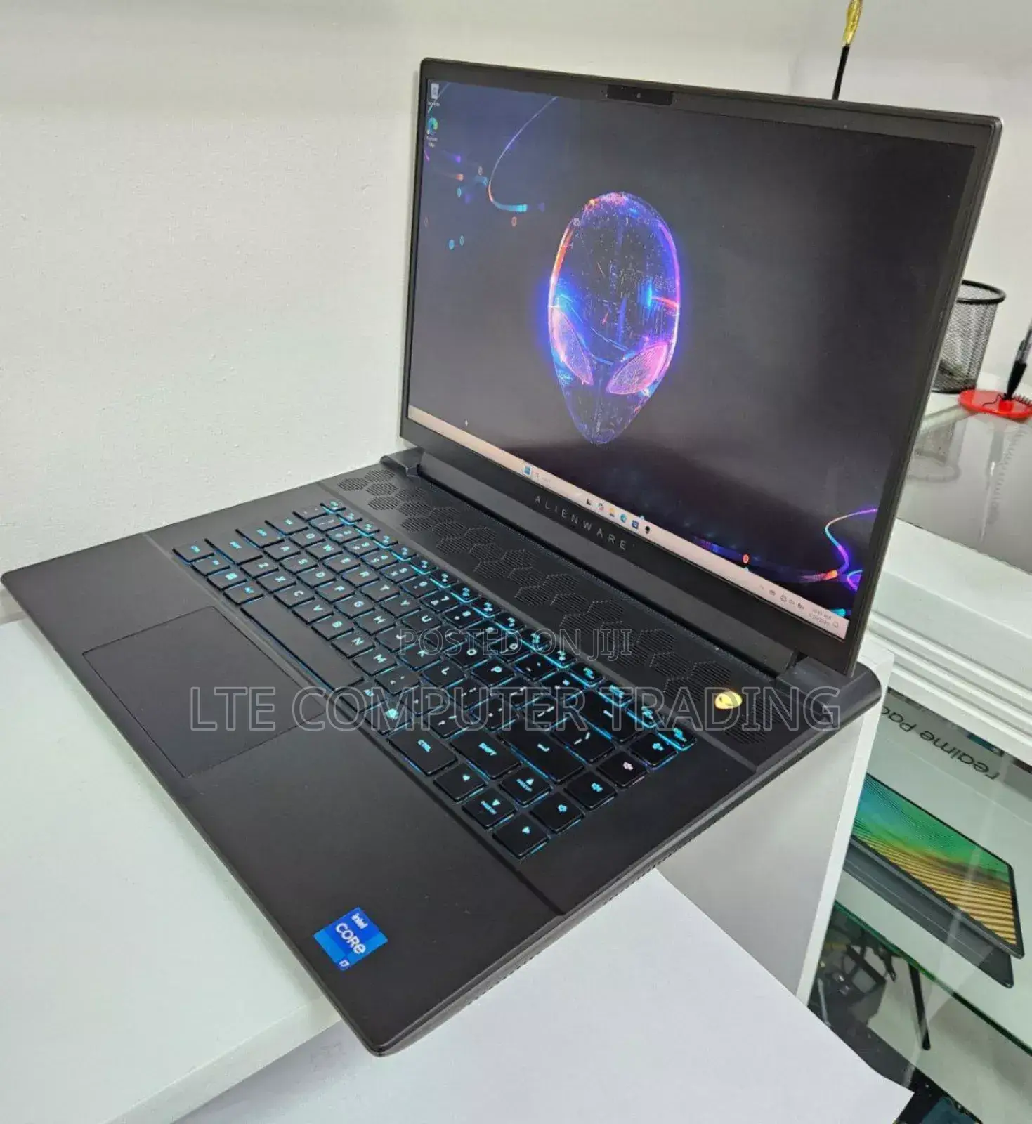 New Laptop Alienware M15 R3 16GB Intel Core I7 SSD 1T