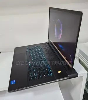 New Laptop Alienware M15 R3 16GB Intel Core I7 SSD 1T