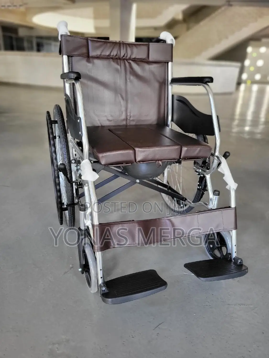 Wheelchair፩[]Wheelchair0*Armrests Footrests, Solid Castors,