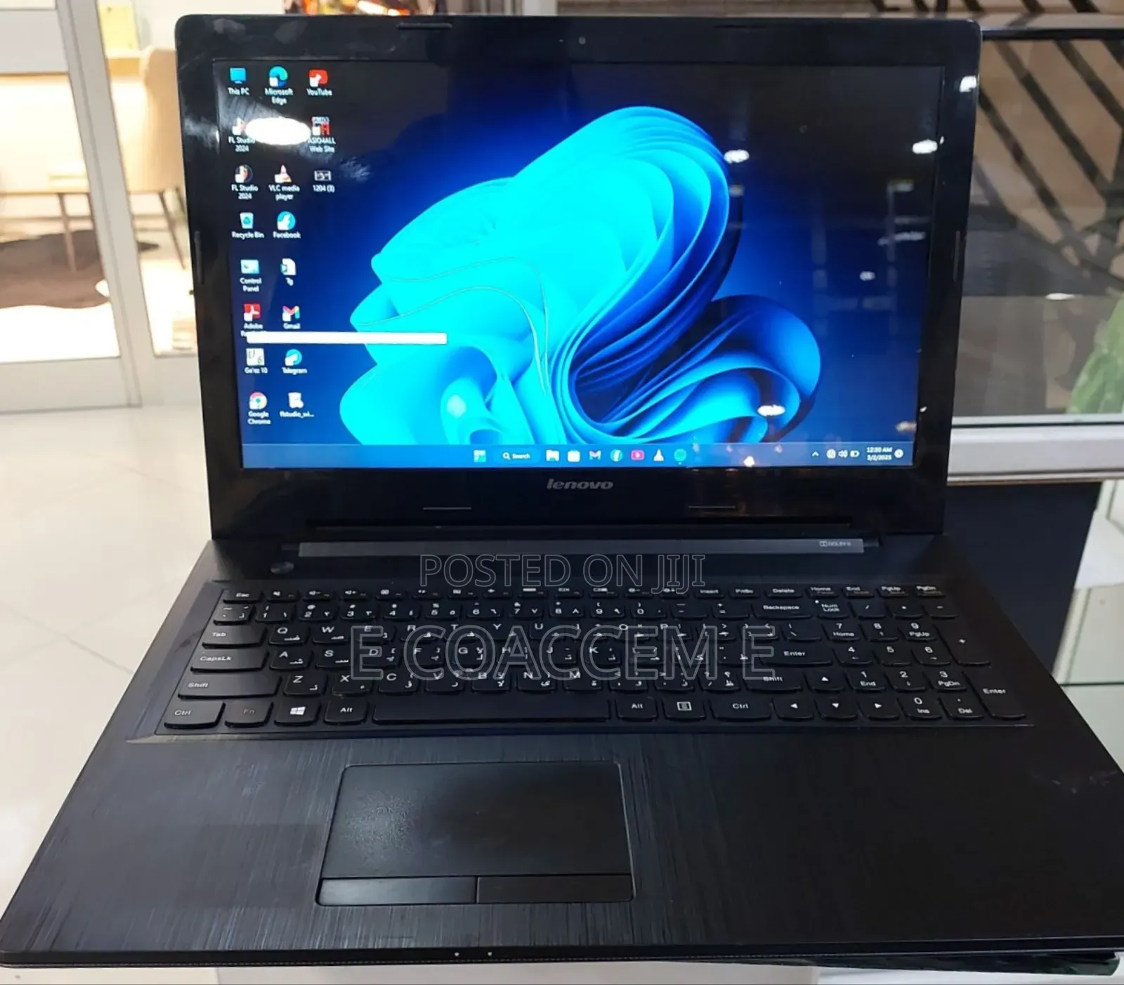 New Laptop Lenovo 8GB Intel HDD 500GB