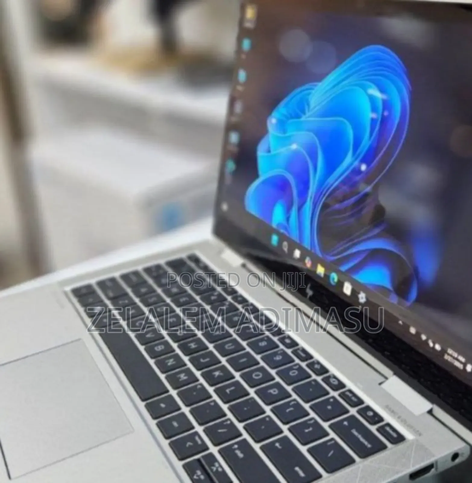 New Laptop HP EliteBook 830 G8 16GB Intel Core I5 SSD 512GB