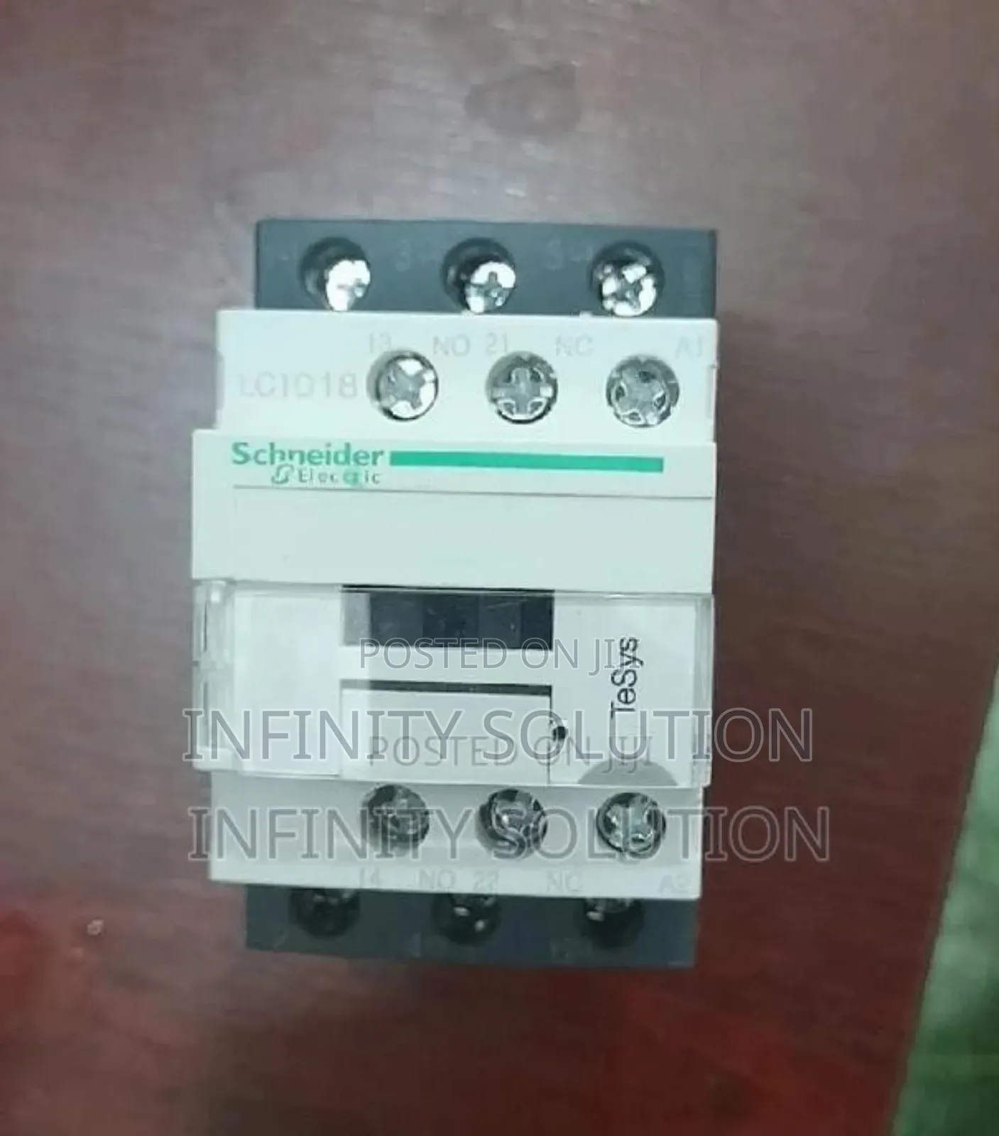 Contactor 32a