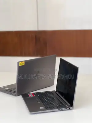 New Laptop HP ZBook Firefly 14 G7 16GB Intel Core I5 SSD 512GB