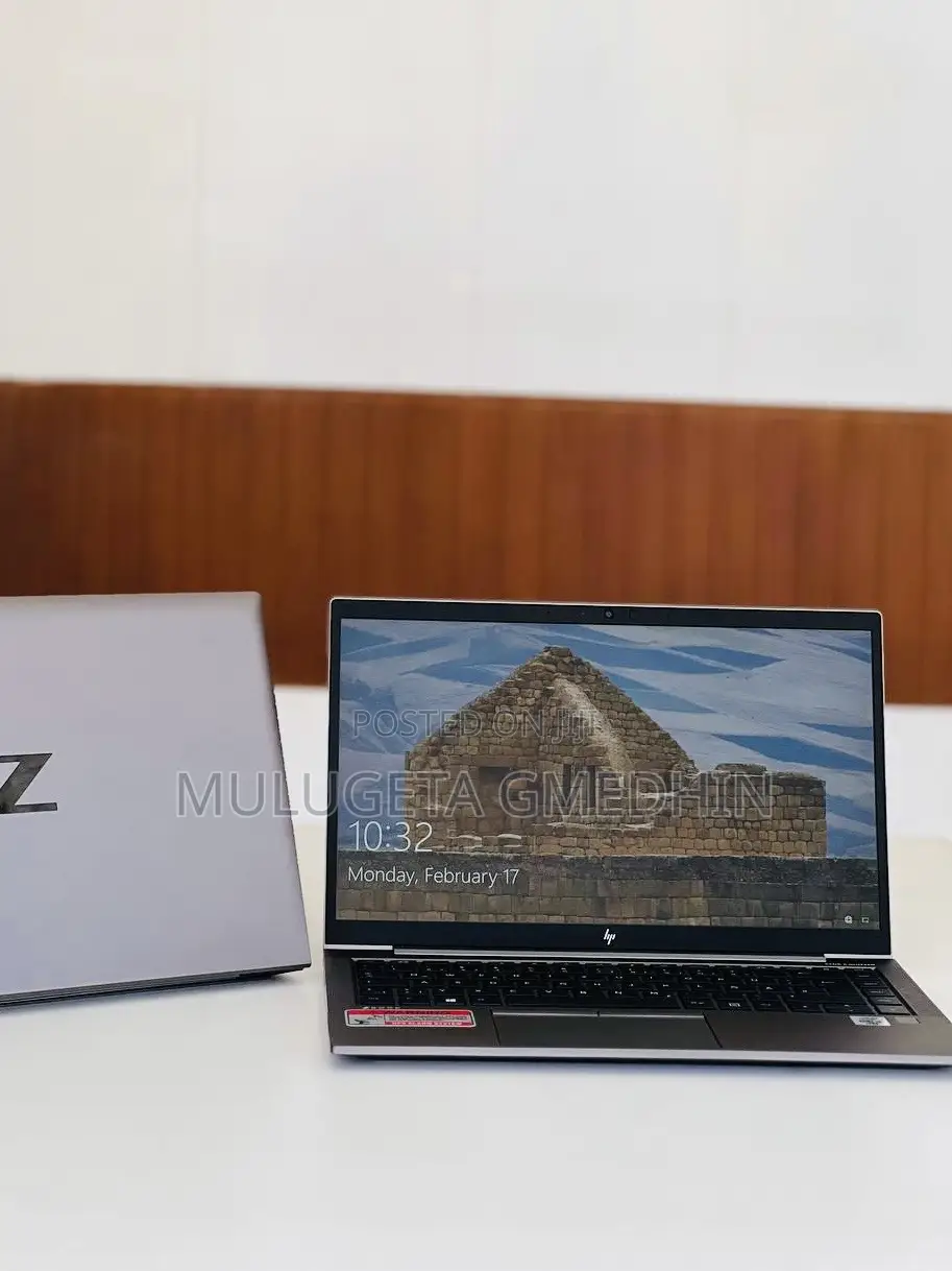 New Laptop HP ZBook Firefly 14 G7 16GB Intel Core I5 SSD 512GB