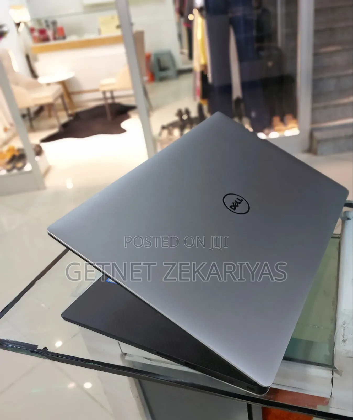 New Laptop Dell Precision 15 3520 16GB Intel Core i5 SSD 512GB