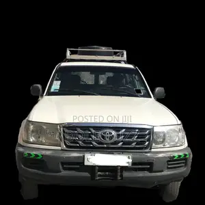 የሚከራይ መኪና Land Cruiser