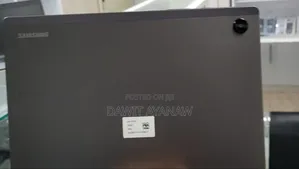 Photo - New Samsung Galaxy Tab A8 10.5 (2021) 128 GB Silver