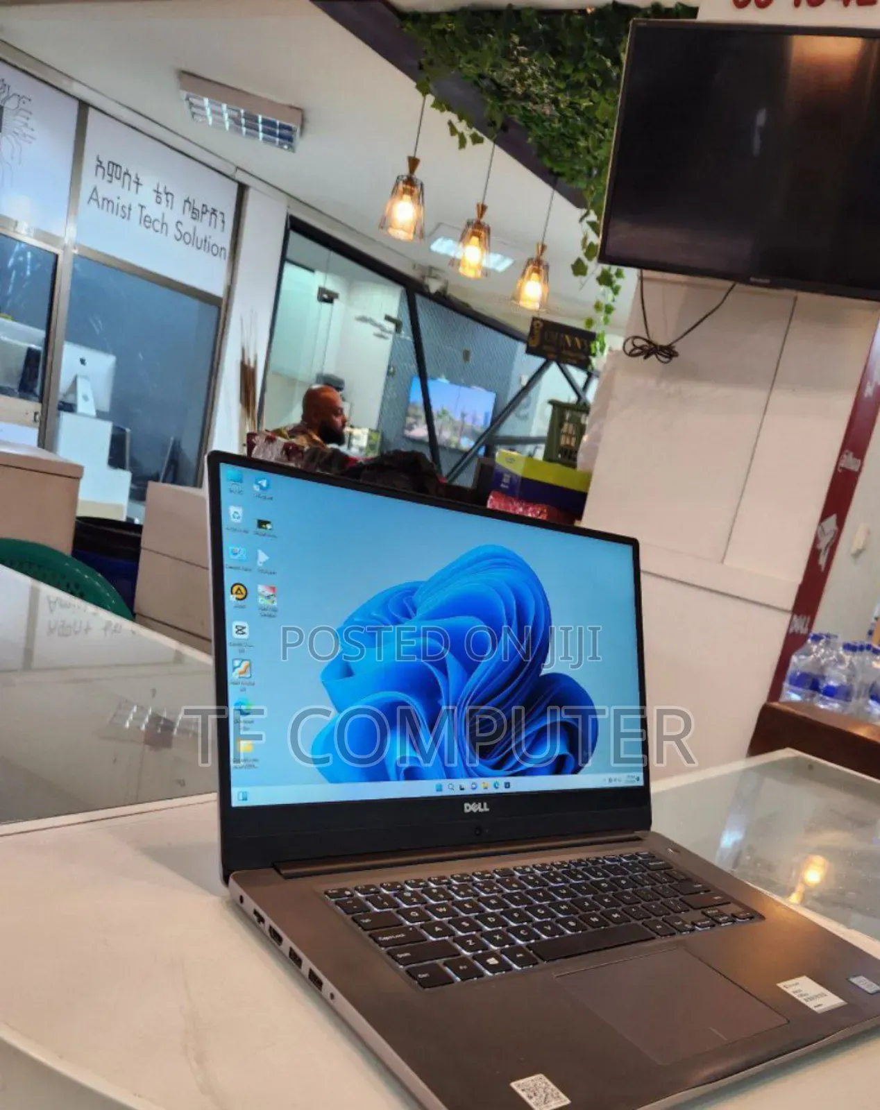 New Laptop Dell Inspiron 15 16GB Intel Core I7 HDD+SSD 750GB