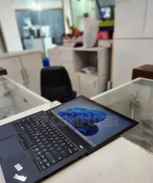 New Laptop Lenovo ThinkPad T495s 16GB AMD Ryzen 5 SSD 512GB