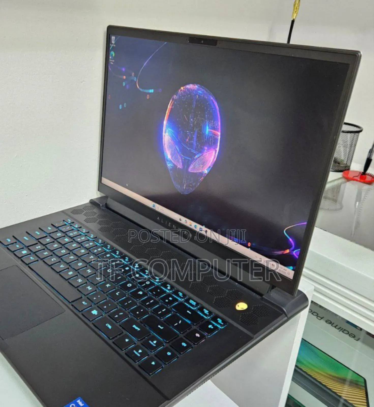New Laptop Alienware M15 R3 16GB Intel Core I7 SSD 1T