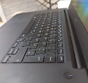 New Laptop Dell 16GB Intel Core I7 SSD 512GB