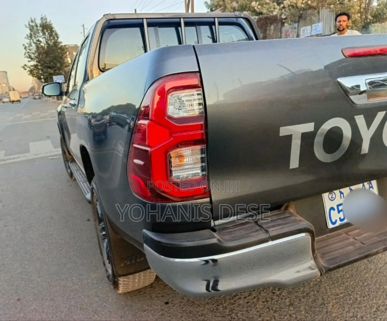 Toyota Hilux 2022 Blue