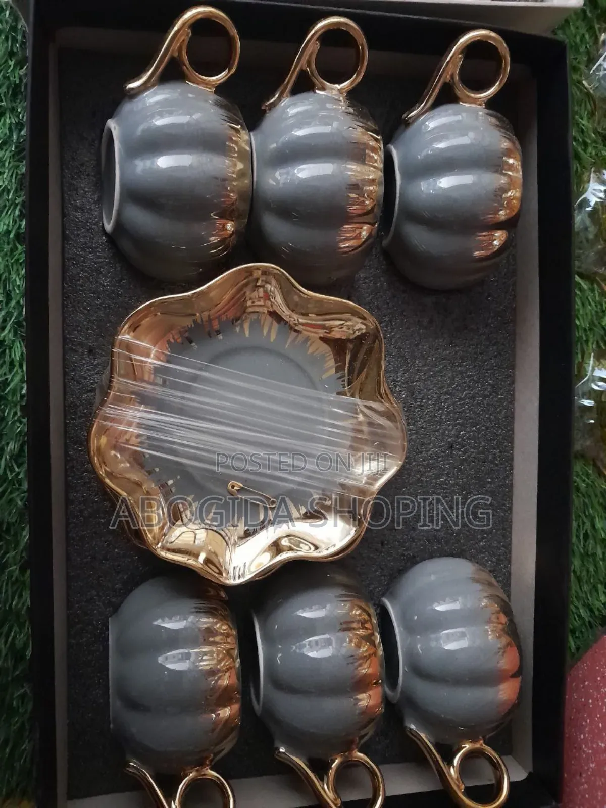 Luxurious 12-Piece Coffee Cup Set With Gold Accents