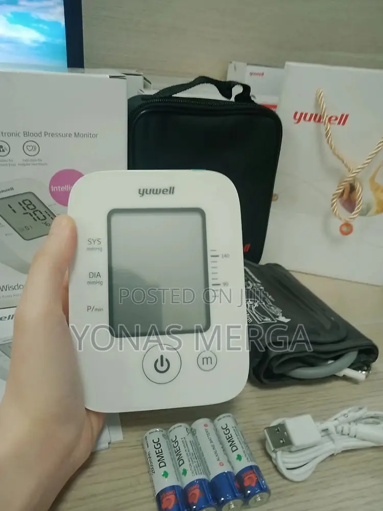 Blood Pressure Monitor፭₸Bpm_has an Easy-to-Follow Fastening