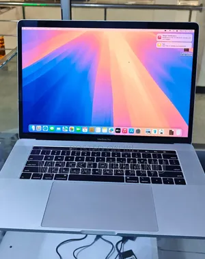 New Laptop Apple MacBook Pro 2019 16GB Intel Core I9 SSD 512GB