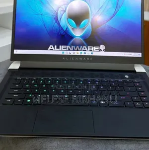 New Laptop Alienware M17x R2 32GB Intel Core I9 SSD 1T