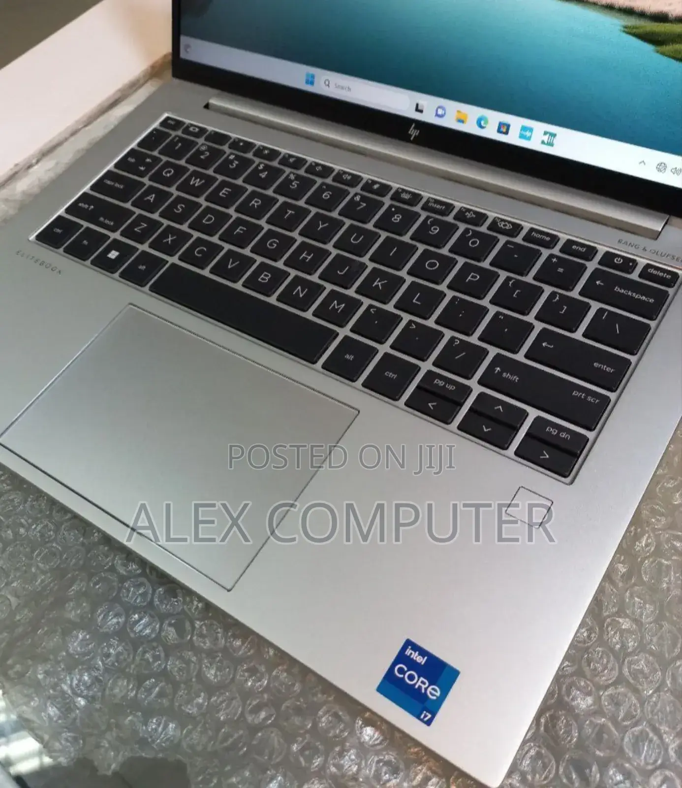 New Laptop HP EliteBook 840 10 16GB Intel Core I7 SSD 512GB