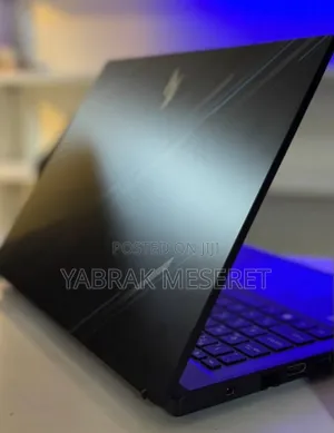 Photo - New Laptop Acer 16GB Intel Core I5 SSD 512GB