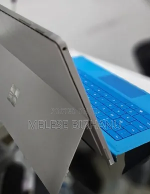 New Laptop Microsoft Surface Pro 7 8GB Intel Core I5 SSD 128GB