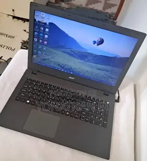 Photo - Laptop Acer Aspire E5-573 4GB Intel Core I3 HDD 500GB