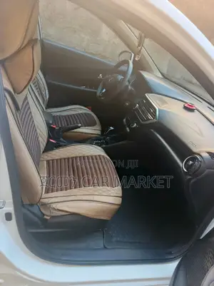 Changan Alsvin 2021 White