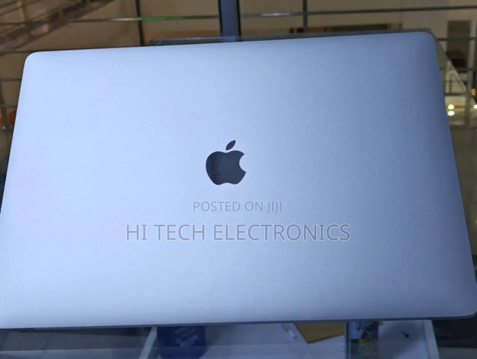 New Laptop Apple MacBook Pro 2019 16GB Intel Core I9 SSD 512GB