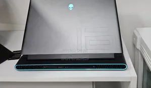 Photo - New Laptop Alienware M17x R2 16GB Intel Core I7 SSD 1T