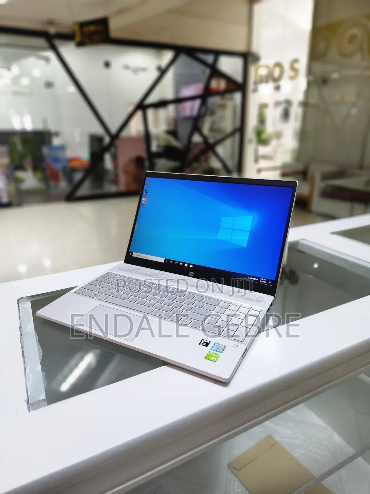 New Laptop HP Pavilion 15 8GB Intel Core I5 HDD 1T