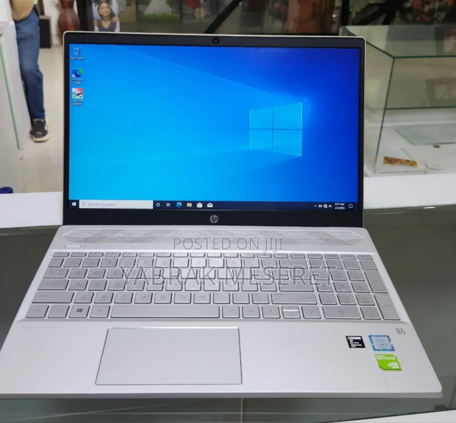 New Laptop HP Pavilion 15 8GB Intel Core I5 HDD 1T