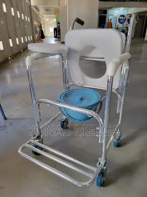 Photo - 3 in 1 Commode Chair፮√Comfortable Materials:፰∫∫Toilet Chair