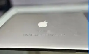 New Laptop Apple MacBook Air 2013 4GB Intel Core I5 SSD 128GB