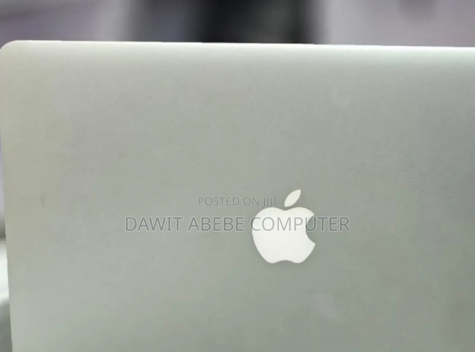 New Laptop Apple MacBook Air 2013 4GB Intel Core I5 SSD 128GB