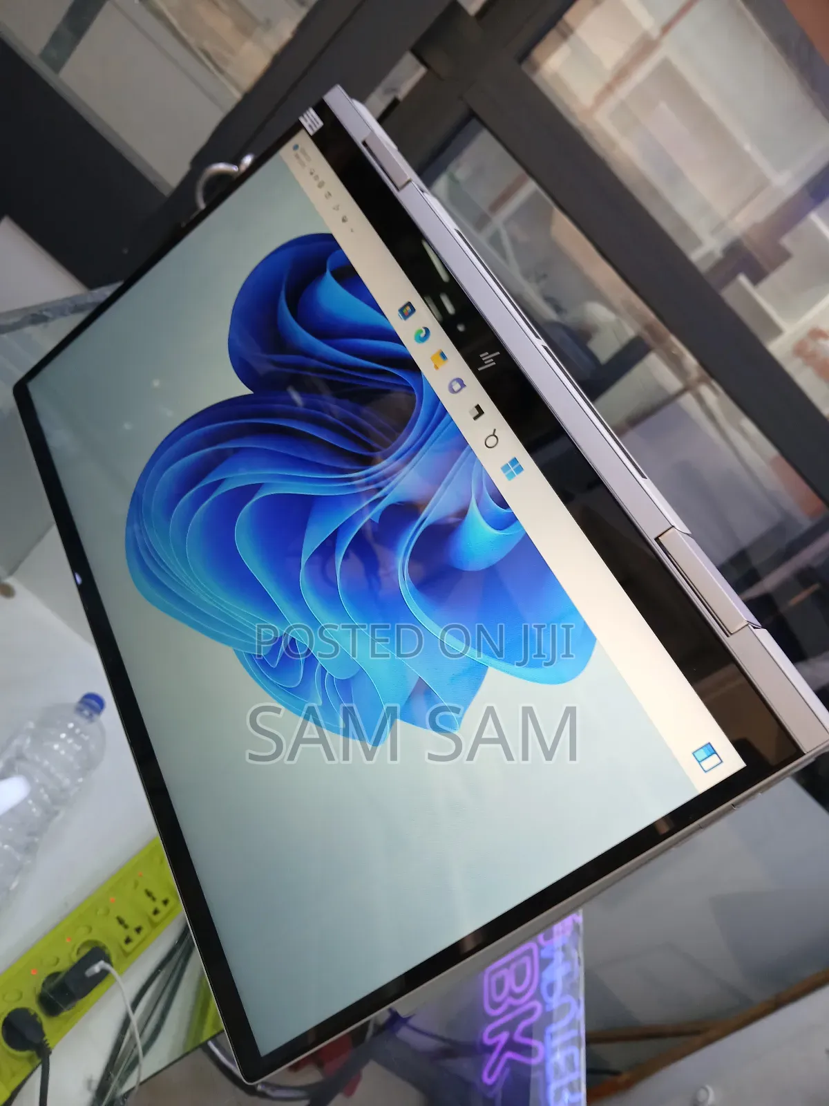 New Laptop HP Envy X360 16GB Intel Core I7 SSD 512GB