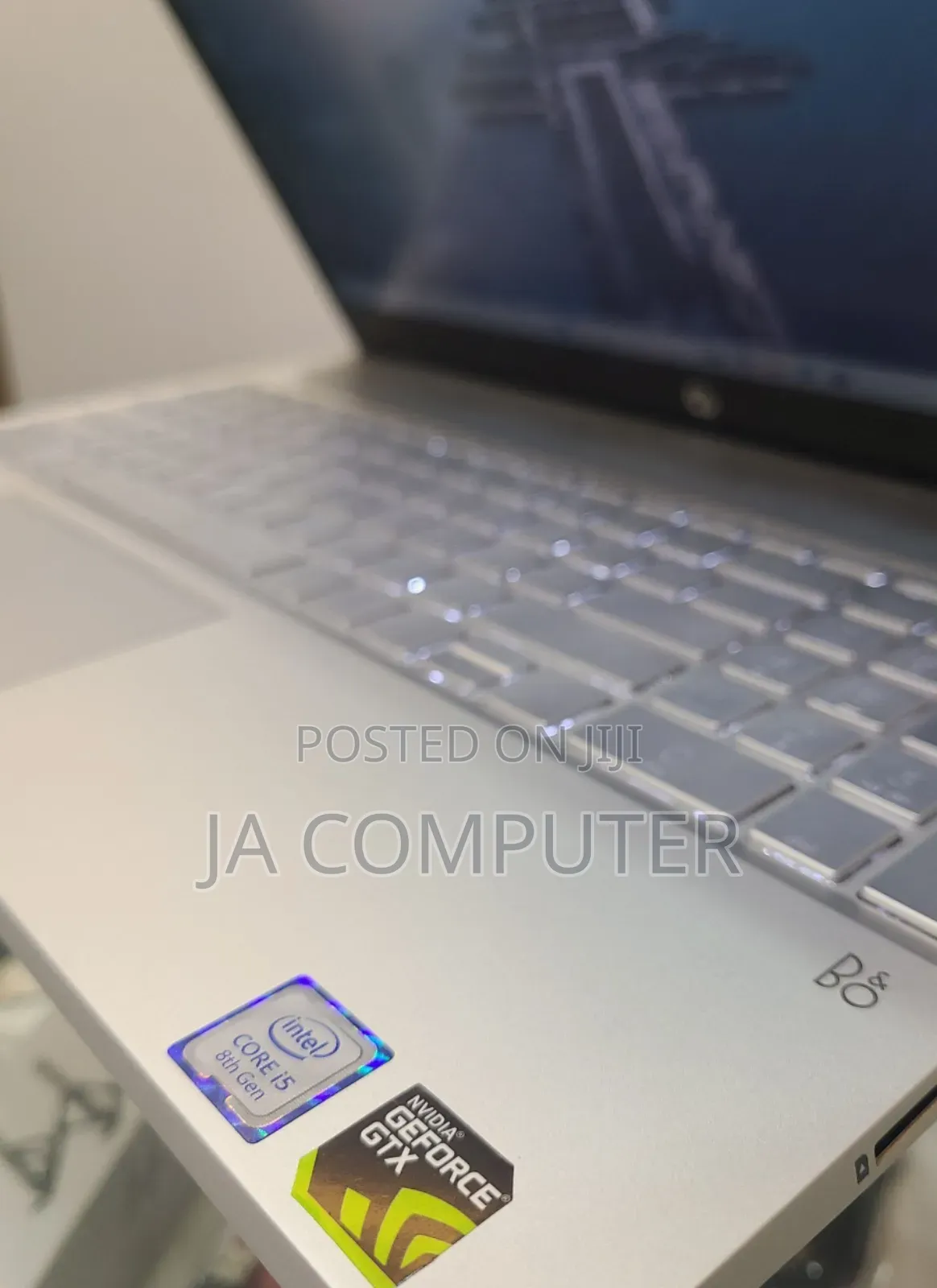 New Laptop HP Pavilion 15 16GB Intel Core I5 SSHD (Hybrid) 750GB