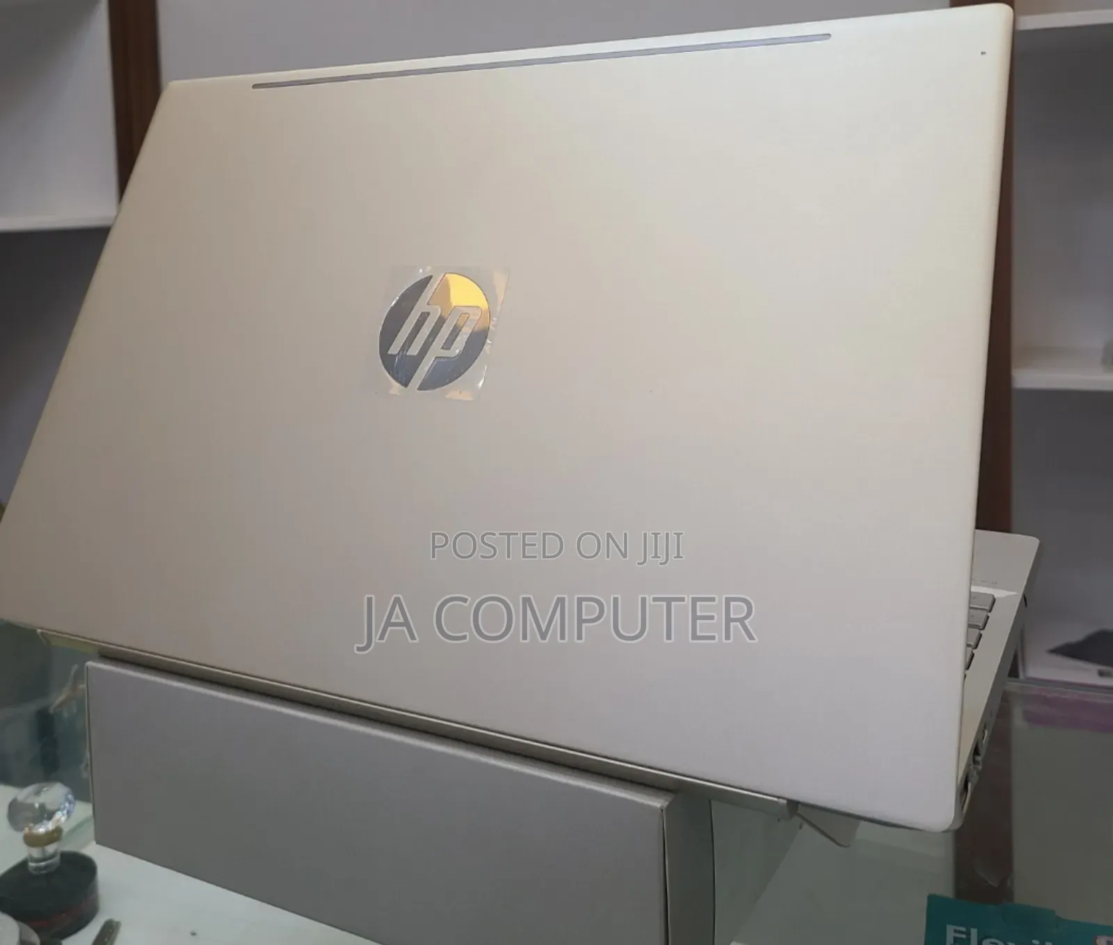 New Laptop HP Pavilion 15 16GB Intel Core I5 SSHD (Hybrid) 750GB