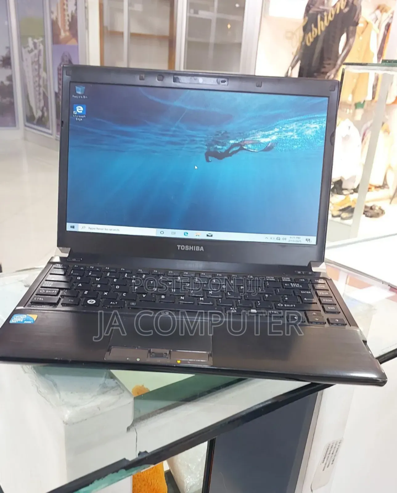 New Laptop Toshiba Portege R830 8GB Intel Core I5 SSD 256GB