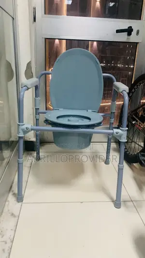 Photo - Toilet Seat Chair4seat Chair1toilet Seat Chair