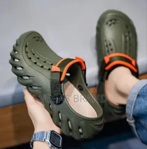 Photo - Fashion Men's Green Sliper Master Quality Shoes