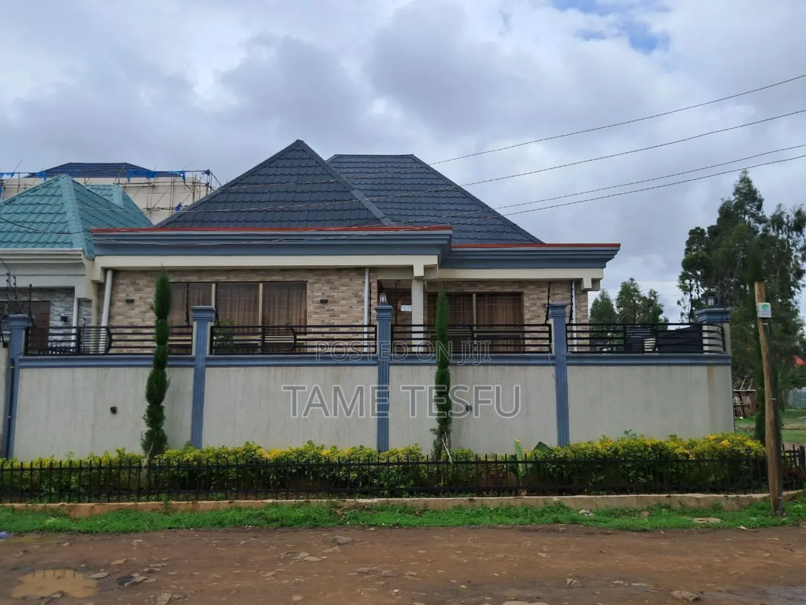 Furnished 3bdrm House in Summit, Bole for sale