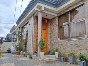 Furnished 3bdrm House in Summit, Bole for sale